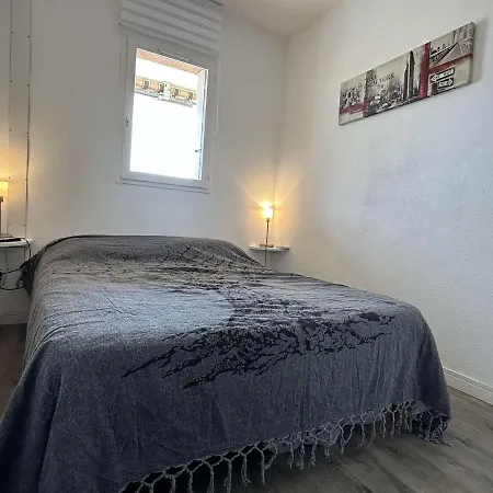Apartment Appt 2 Pieces, 4 Pers, Terrasse, Piscine, Parking, Proche - - Fr-1-229-859 Gruissan